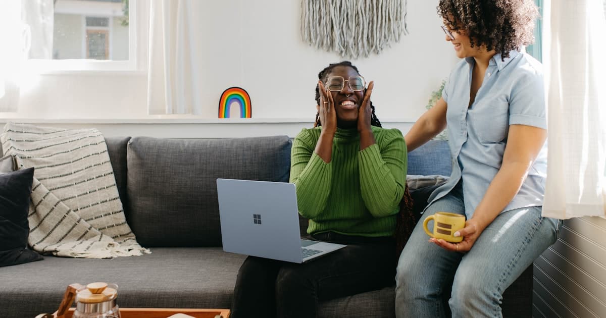 Texting Boundaries: When It's Okay to Stop Replying